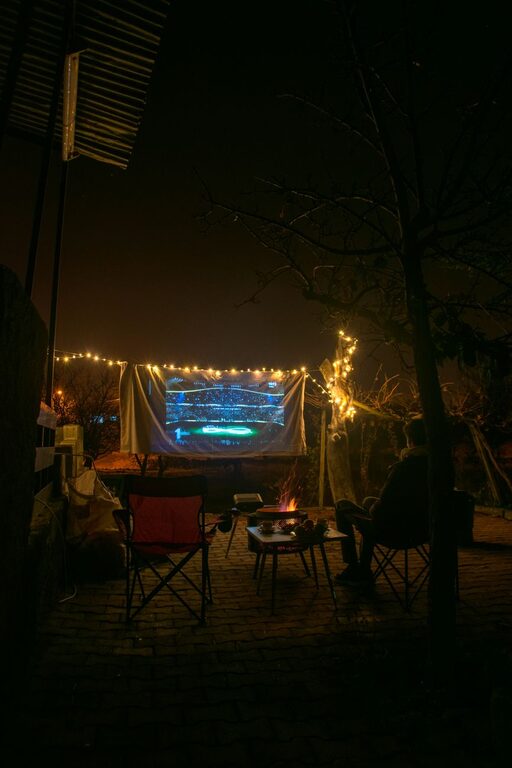 How to Plan a Screen-Light Evening